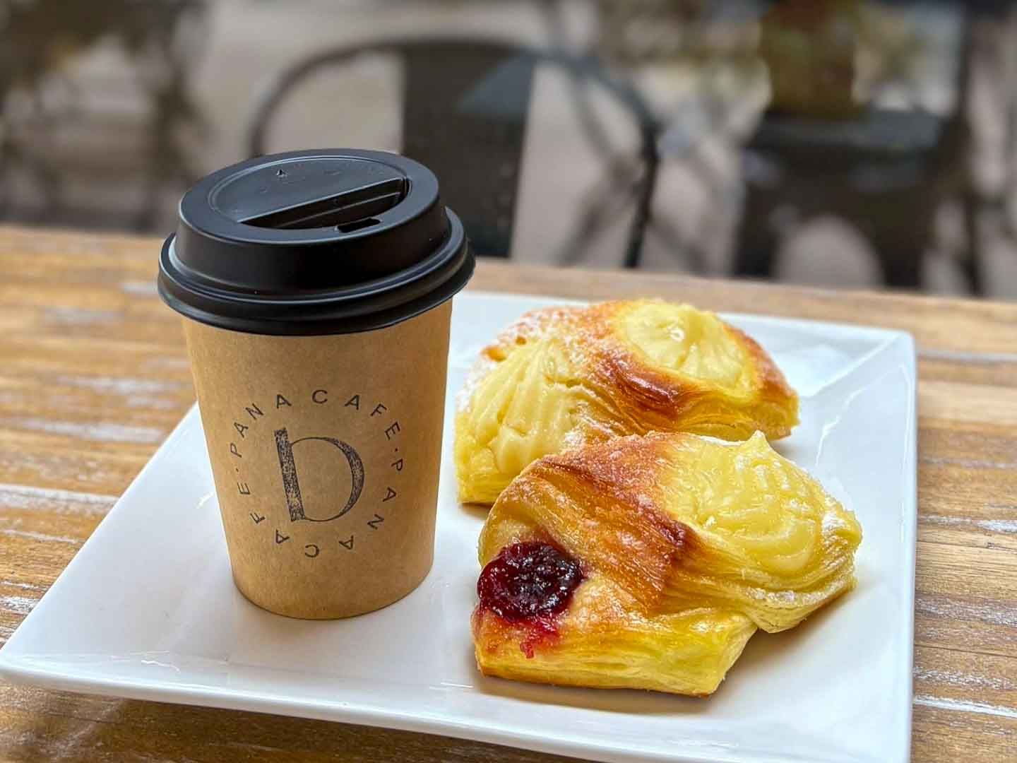 Café + 2 facturas con crema