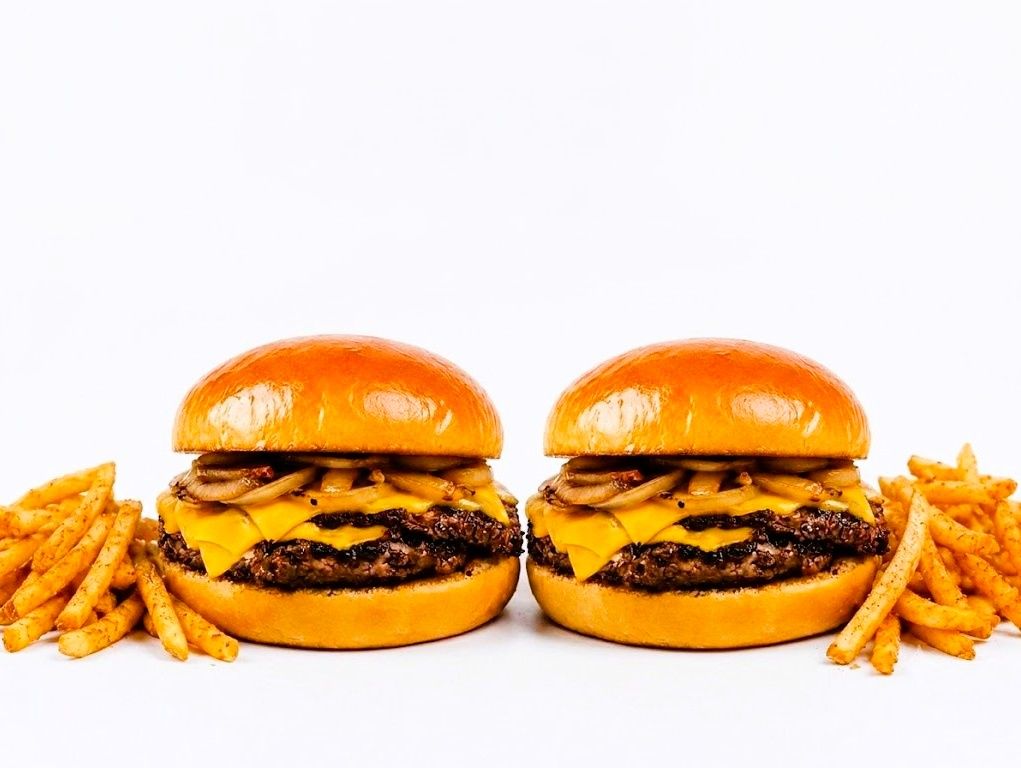 2x burger onion slider doble + papas.