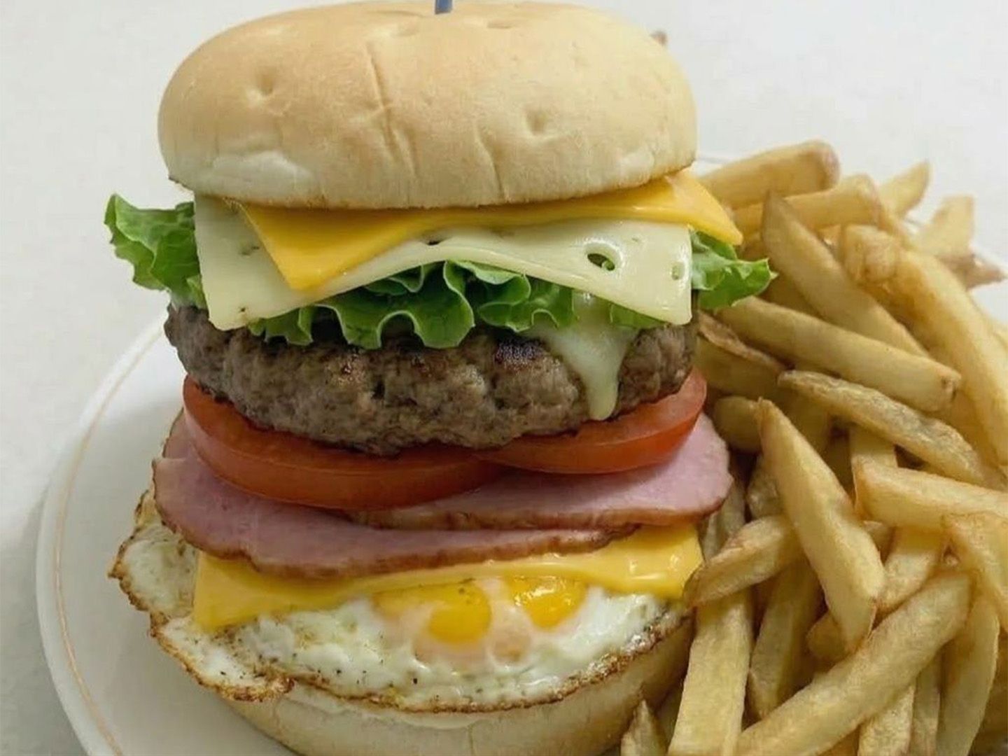 Hamburguesa completa + papas